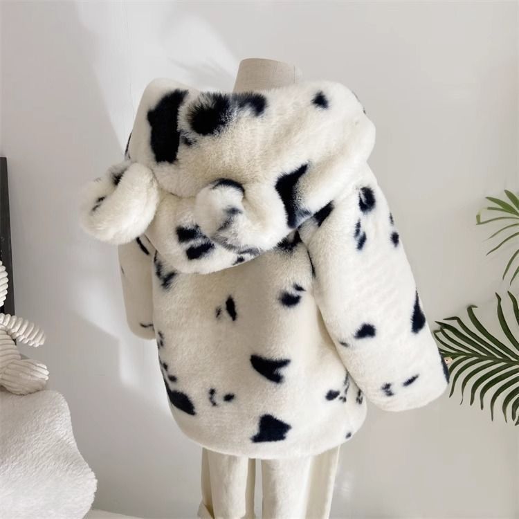 Детское пальто для девочек