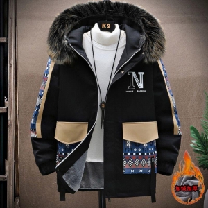 куртка с настоящим капюшоном. 4973